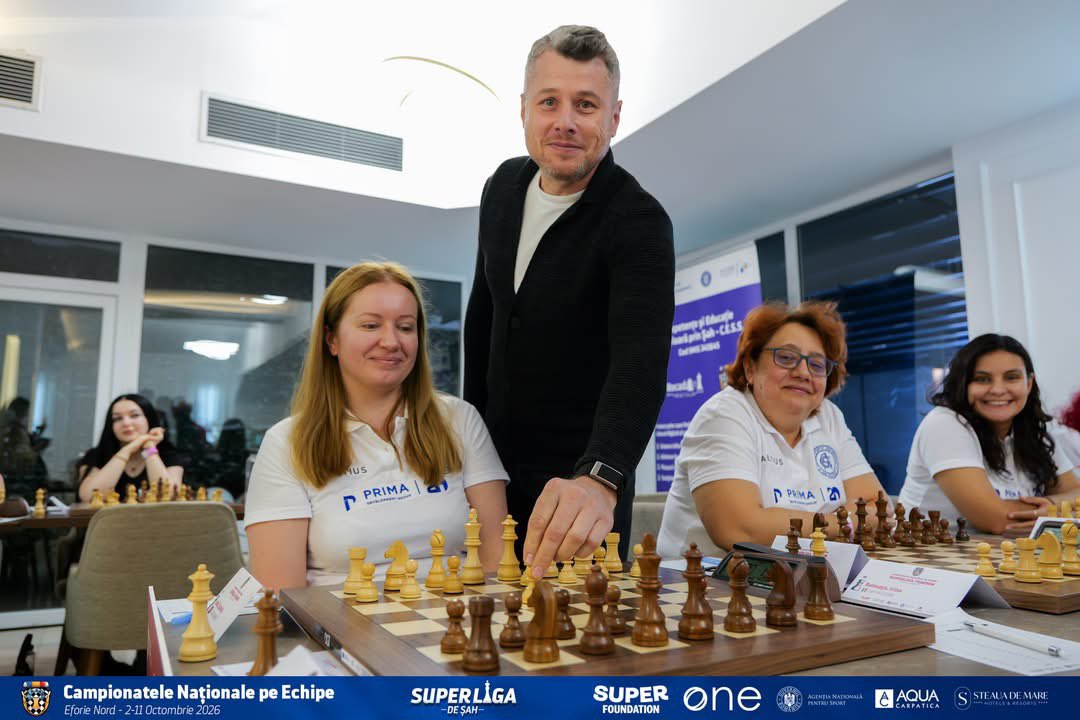 Octavian Schen face mutarea ceremonială la startul ultimei runde
